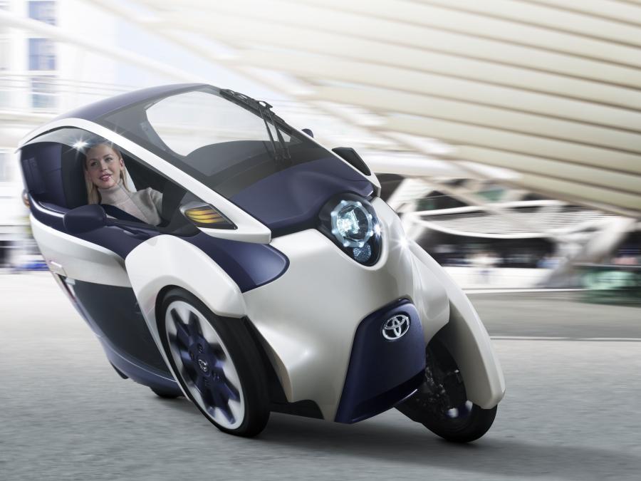  Toyota i-Road Concept 2013 года  (фото 9 из 15)